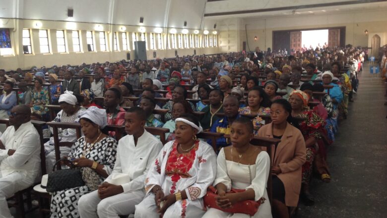 BUKAVU – La foi au cœur de la tourmente : La Paroisse Notre-Dame de la Paix d’Ibanda célèbre son jubilé dans un climat d’insécurité