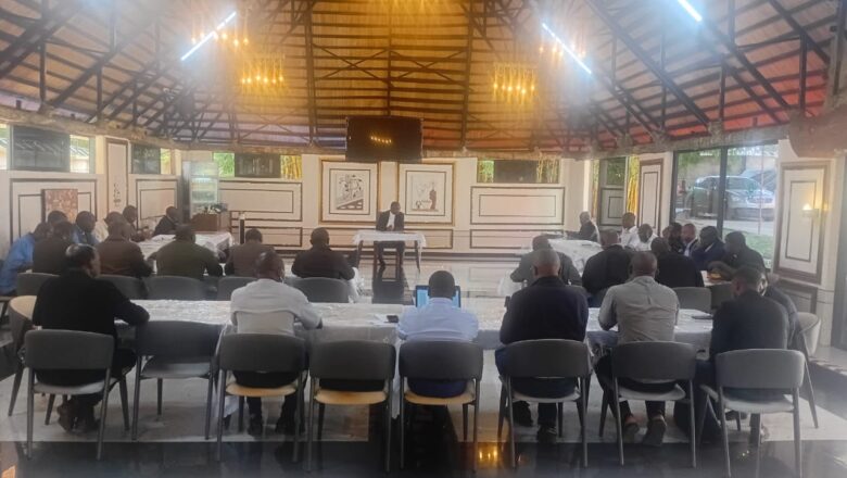 Diocèse de Sakania-Kipushi : les prêtres curés réunis à Kasumbalesa autour de leur évêque