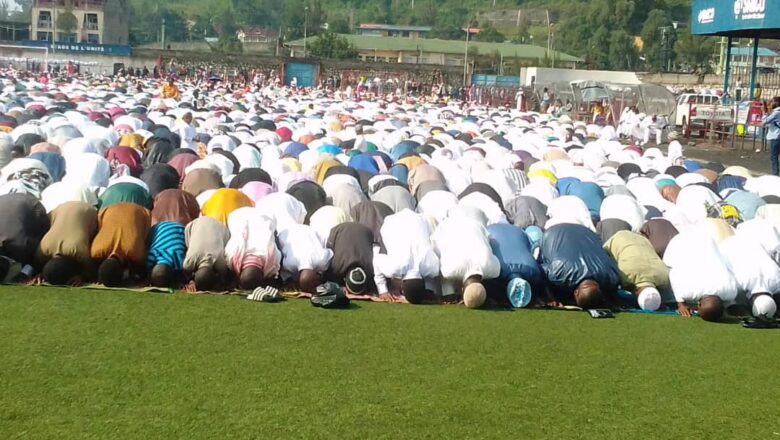 Goma : près de 5 000 fidèles musulmans clôturent le mois de Ramadan au Stade de l’Unité