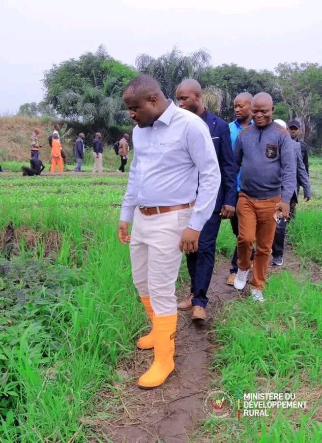 « L’argent investi est tout simplement perdu » : Muhindo Nzangi dénonce le fiasco piscicole à Kindu